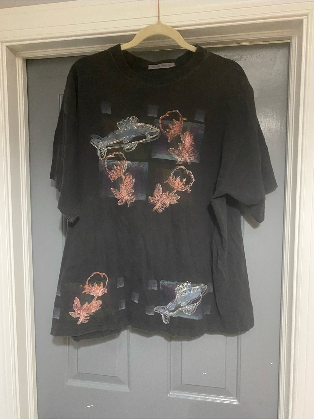 Blue Fish Black Graphic Fish & Leaf Tee
